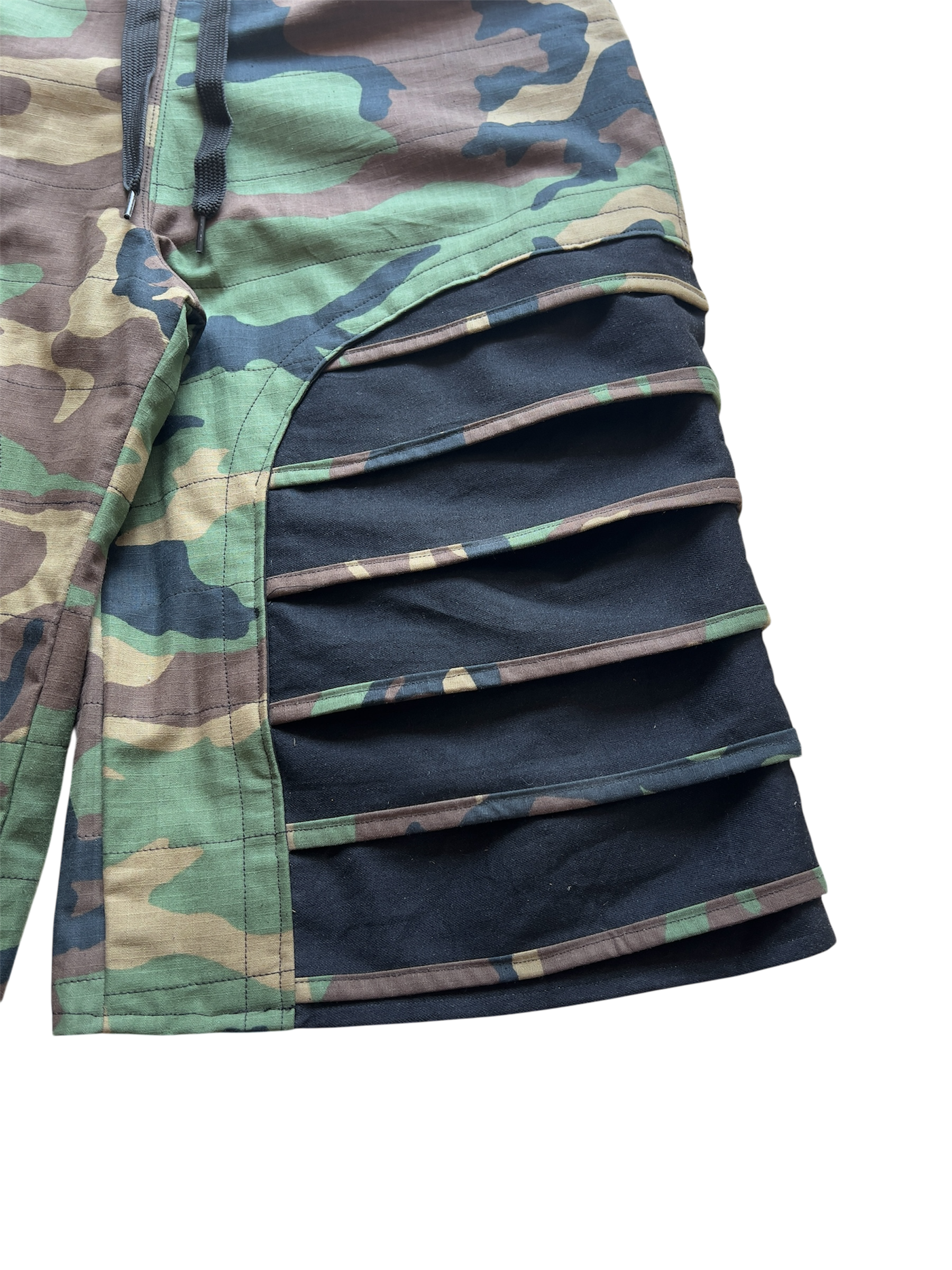 Armor Camo Jorts